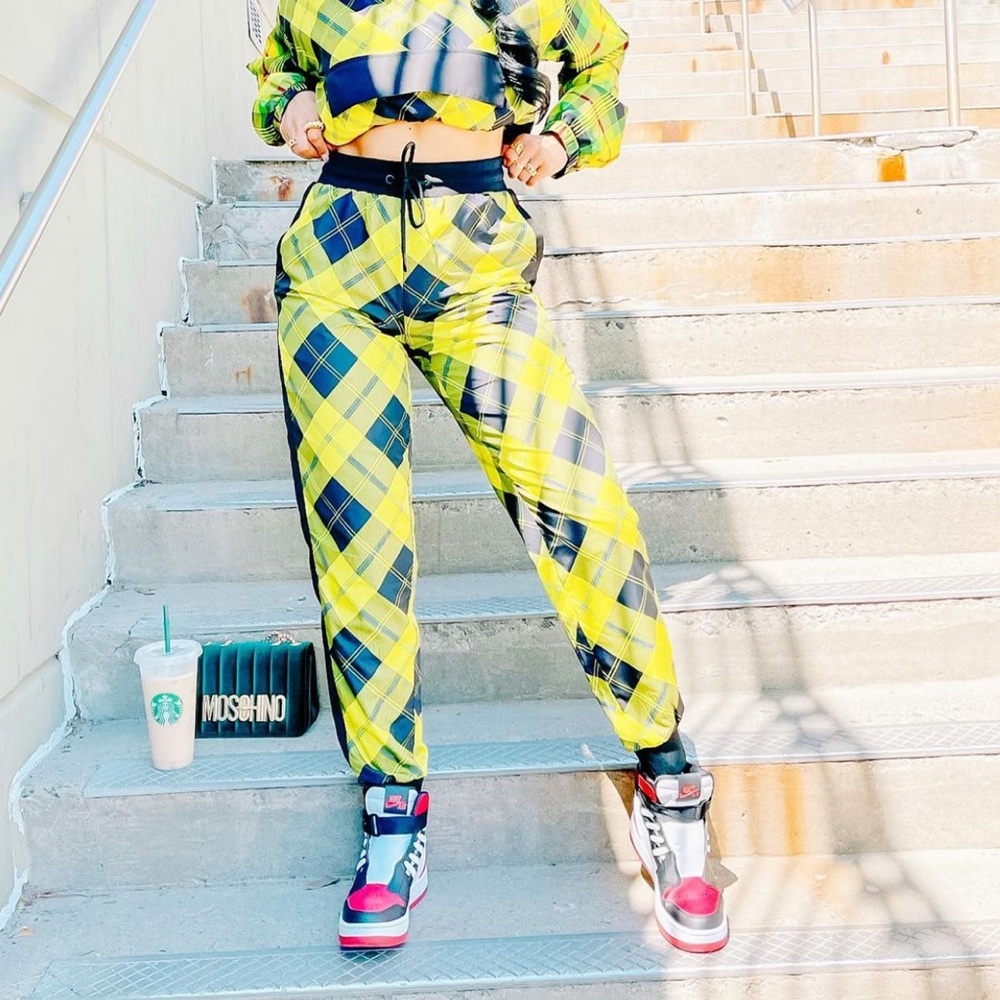 Tracksuit set - Picture 4 of 8